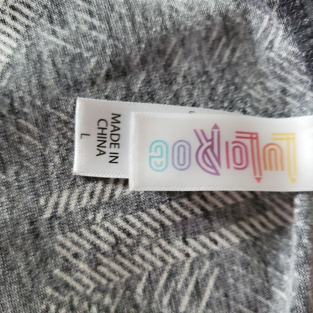 Lularoe top - Picture 2 of 2